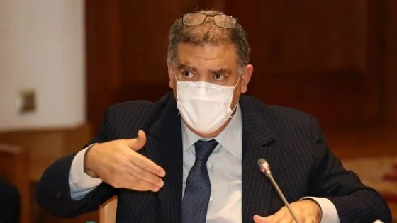 لفتيت يوقف التعيين في المناصب العليا لمجالس الجهات والجماعات مؤقتا