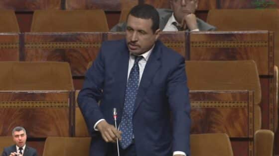 النائب البرلماني مبارك حمية يطالب وزير الشغل بحل مشكل البطالة و القطيعة مع البرامج السابقة