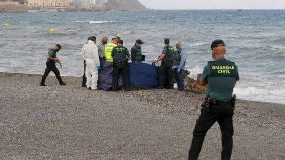 فيديو… تفكيك عصابة يتزعمها مغاربة لتهريب المهاجرين إلى إسبانيا بوثائق مزورة