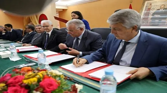 الفلاحة والتجهيز يوقعان عقدا لاقتصاد الماء في زراعة النخيل بـ2.3 مليار درهم