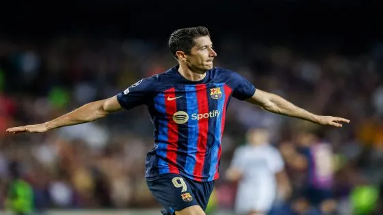 برشلونة يتعادل مع إنتر ميلان في مباراة “حياة أو موت”
