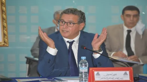 أخنوش يترأس دورة المجلس الجماعي لأكادير وسط تذمر من تجاوزات نوابه