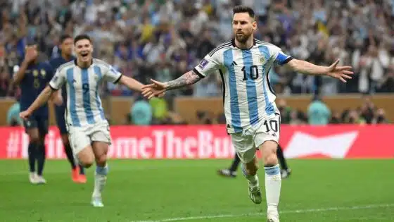 بعد 36 سنة.. المنتخب الأرجنتيني يتوج بلقب كأس العالم للمرة الثالثة في تاريخه