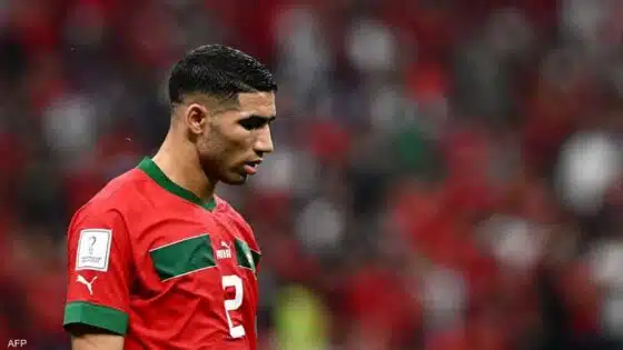 اختيار الدولي المغربي أشرف حكيمي ضمن التشكيلة المثالية لعام 2022