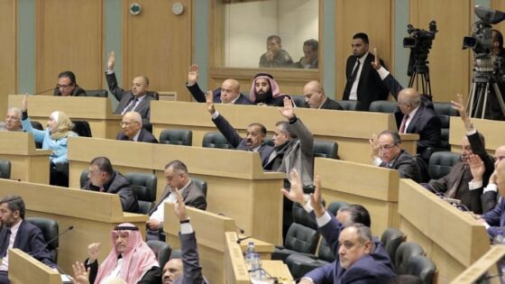 مجلس النواب الأردني يصوت بالأغلبية على مقترح طرد السفير الإسرائيلي