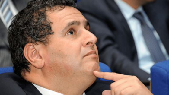 أخنوش يستثمر في شركة نقل المواطنين عبر التطبيقات الذكية