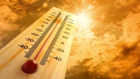 طقس الخميس… أجواء حارة بعدد من الجهات
