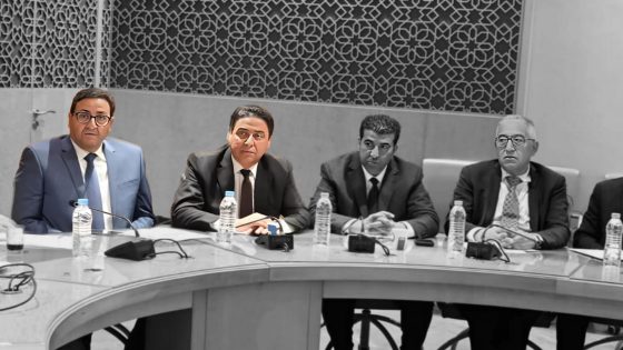 عاجل… عمر احجيرة رئيسا للفريق الاستقلالي والقيوح نائبا لرئيس مجلس النواب
