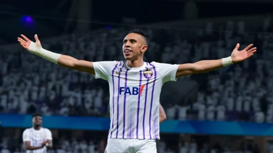 سفيان رحيمي لاعب العين الإماراتي 