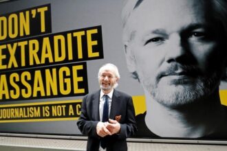 julian assange pere