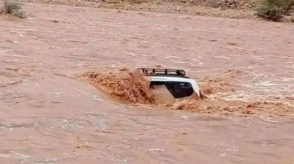 عاجل… تسجيل 11 ضحية للسيول بينهم شخصان أجنبيان