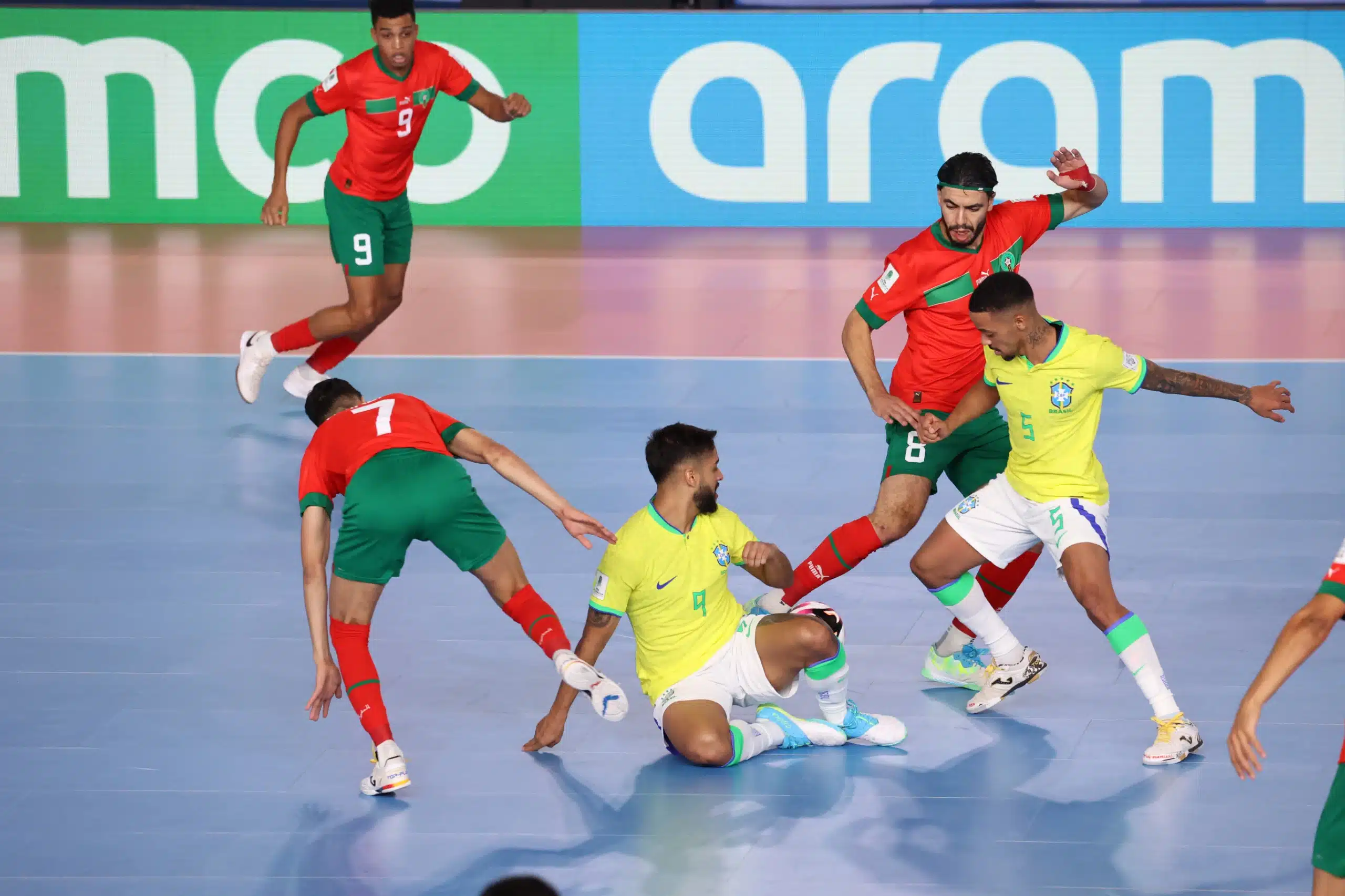 المنتخب المغربي لكرة القدم داخل القاعة يغادر كأس العالم بعد خسارته أمام البرازيل